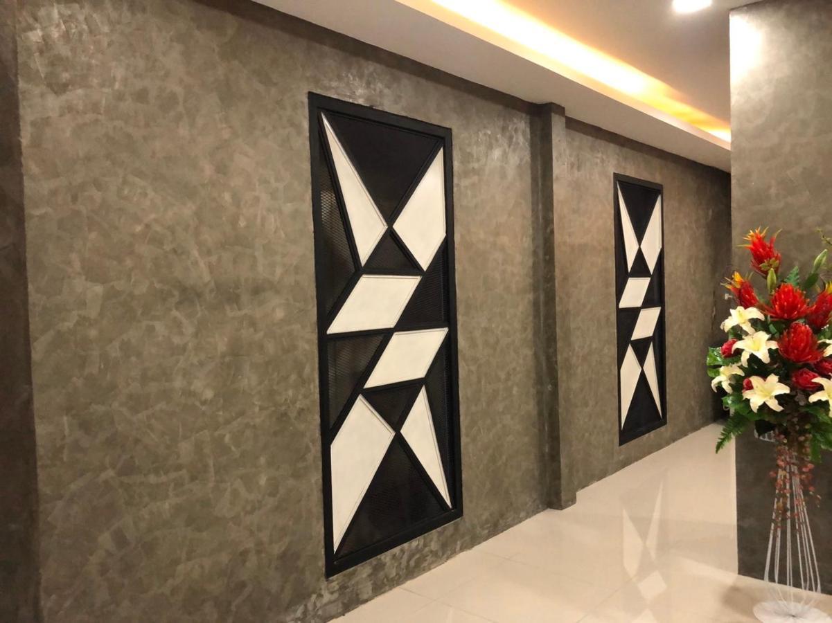 Mind And Punpun Apartment Сурат Тхани Екстериор снимка